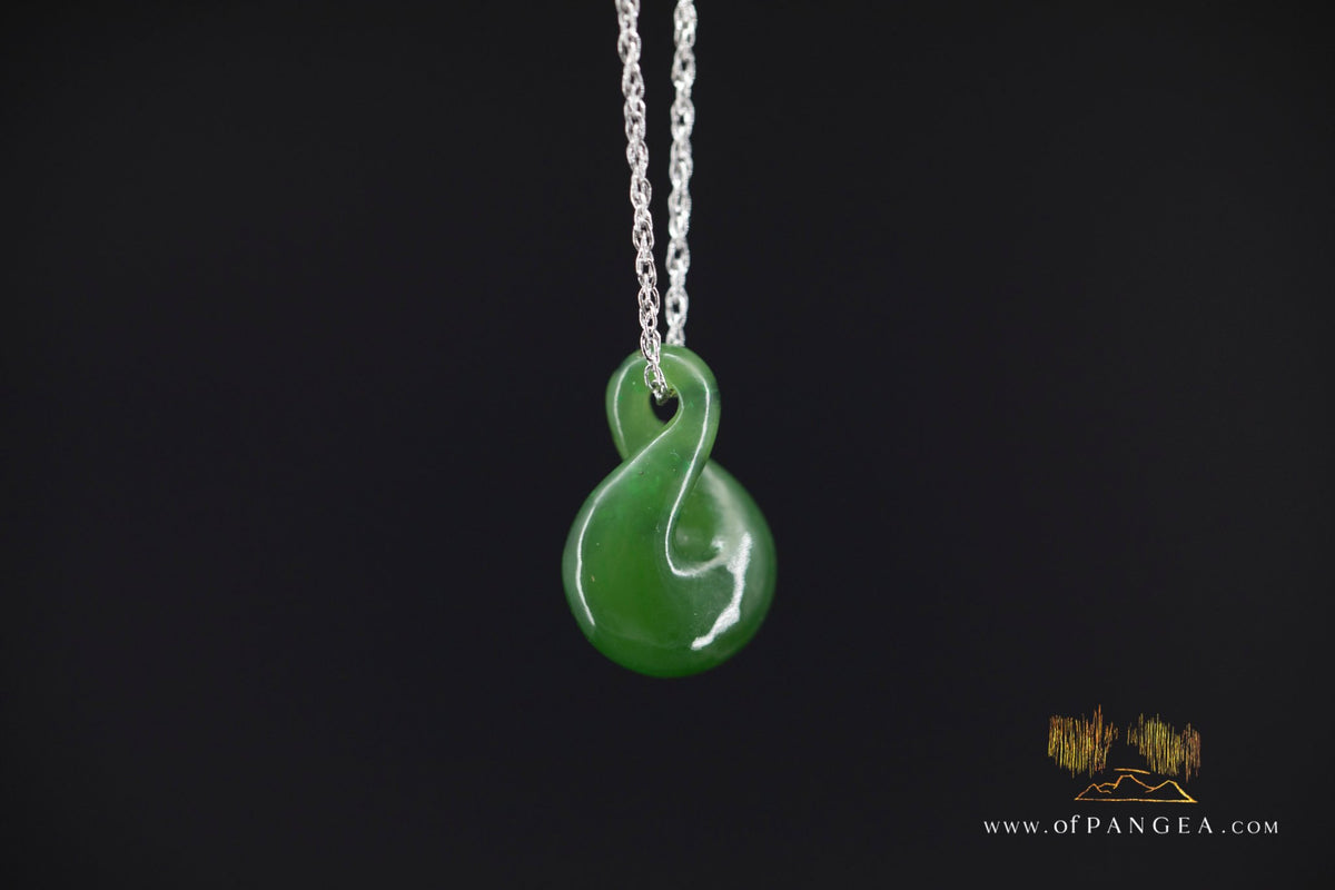 Pikorua Twist - Cassiar Nephrite Jade - British Columbia - Italian Sterling Silver Chain by Joe Foster