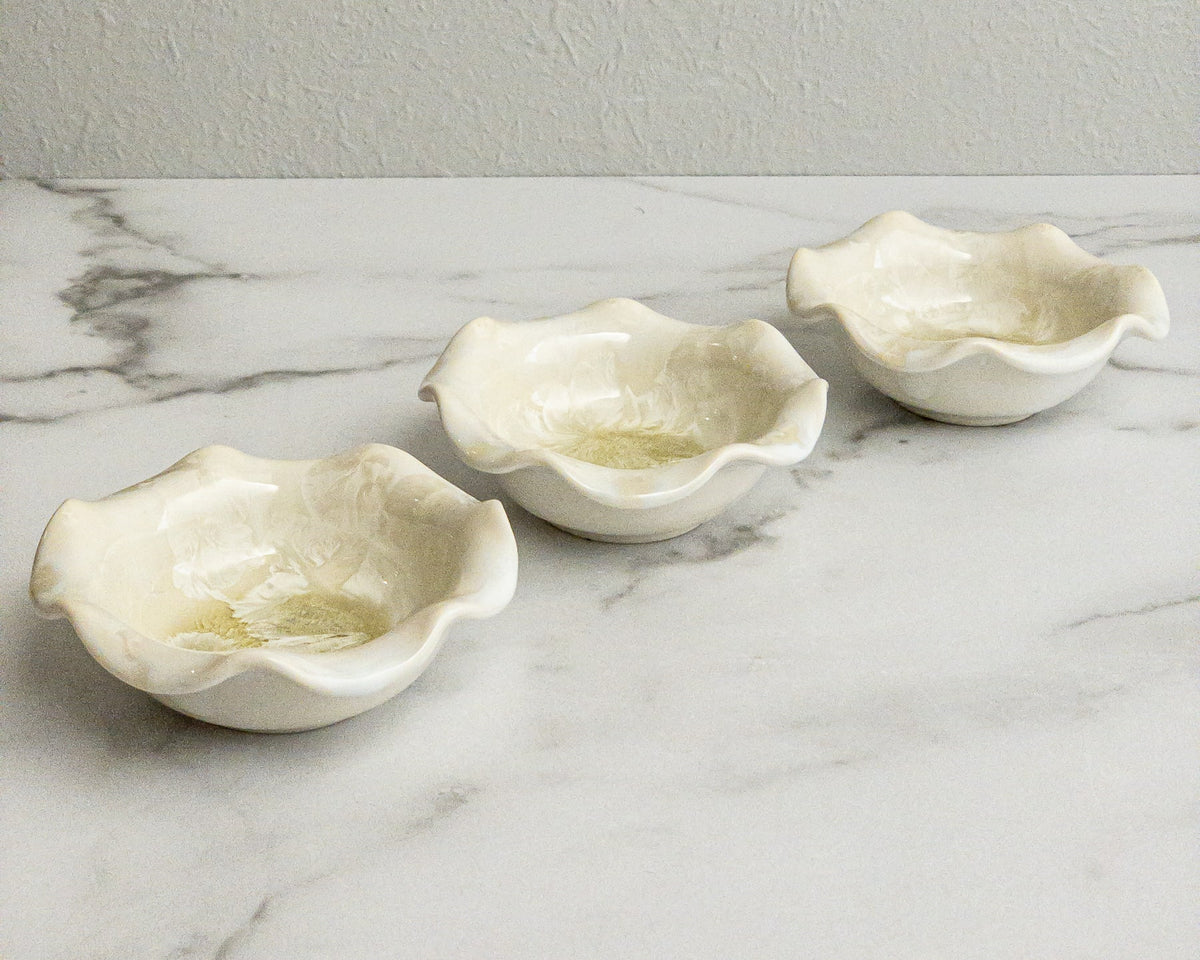 Mini Ruffle Bowl Pottery by Edgecomb Potters